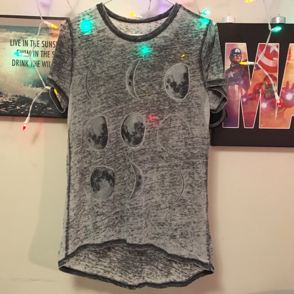 Moon cycle grey and white comfy large tee shirt - Picture 1 of 4